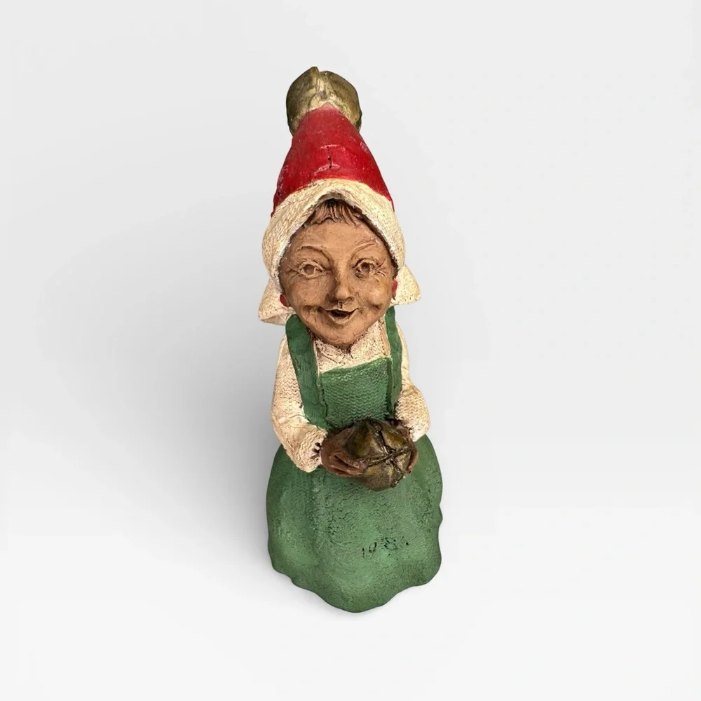 Vintage Tom Clark Signed Gnome Figurine – 1986 – Lady Holding Bell